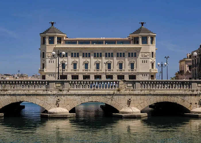 Marinusa Luxury - Air Conditioned - Wi-fi *