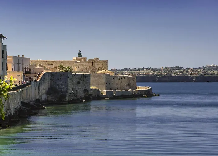 Marinusa Luxury - Air Conditioned - Wi-fi Συρακούσες